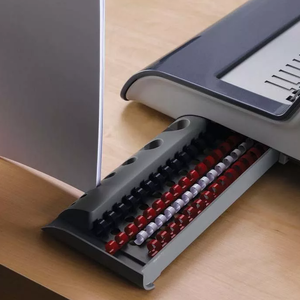 Брошюровщики и переплетчики