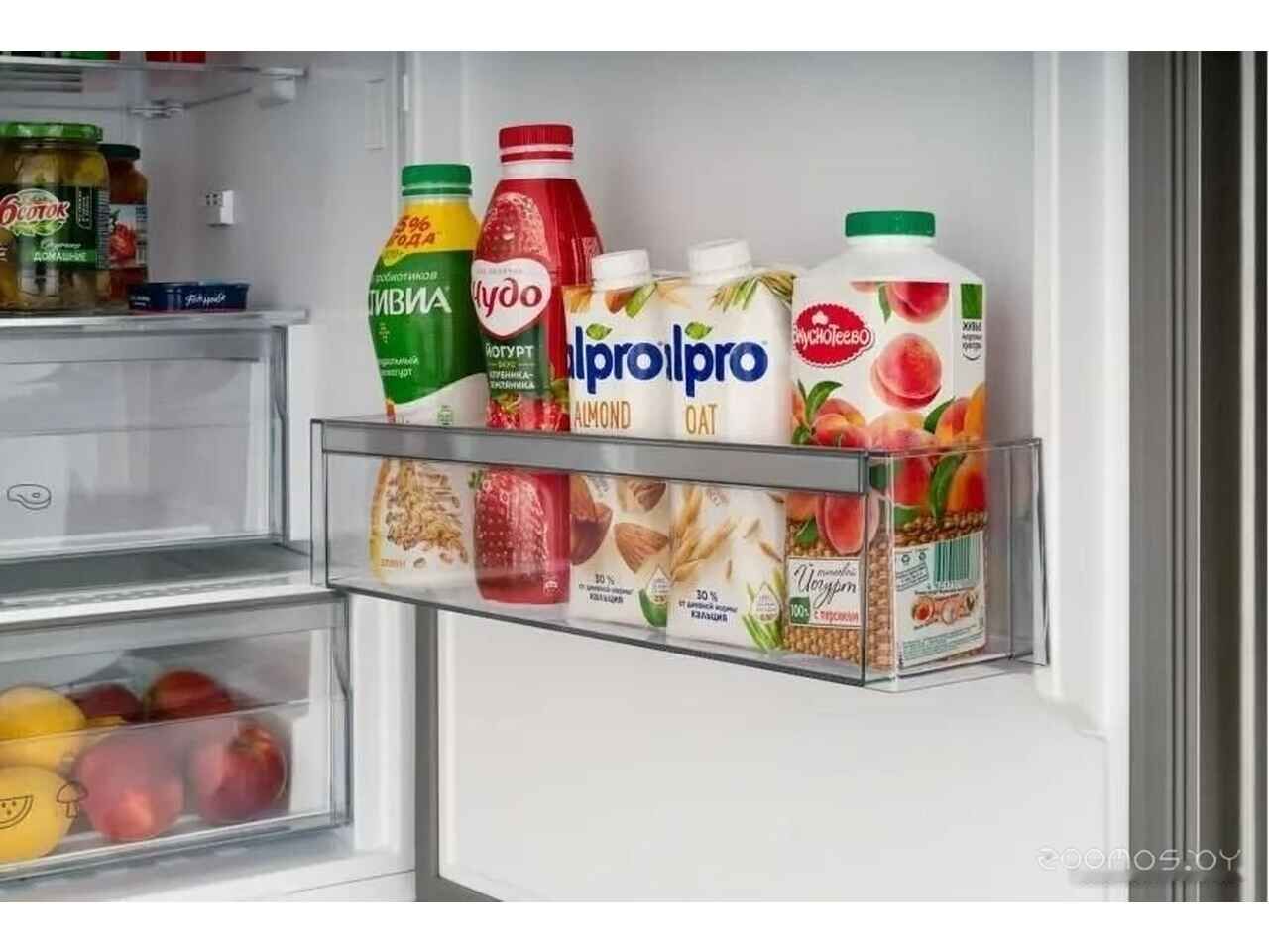 Холодильник Schaub Lorenz SLU S379Y4E Холодильник Schaub Lorenz SLU S379Y4E