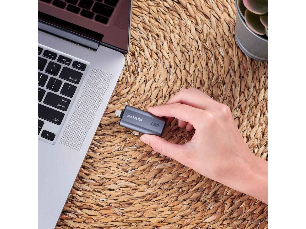 Внешний накопитель A-Data SC750 2TB SC750-2000G-CCBK Внешний накопитель A-Data SC750 2TB SC750-2000G-CCBK