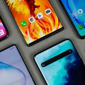 Мобильные телефоны