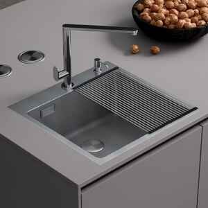 Кухонная мойка Roxen Snake 560220-45-S сатин Кухонная мойка Roxen Snake 560220-45-S сатин