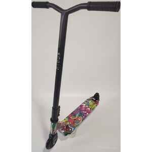 Трюковый самокат Ricos Blaze JL-301P (черный/граффити фиолетовый)