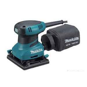 Шлифовальная машина Makita BO4555