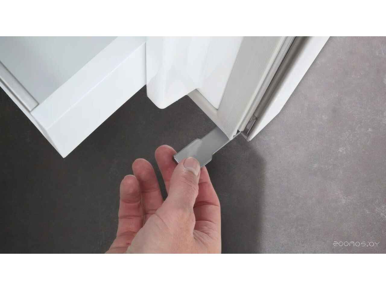 Мини-холодильник Liebherr Re 1400 Pure 1400-20001 Мини-холодильник Liebherr Re 1400 Pure 1400-20001